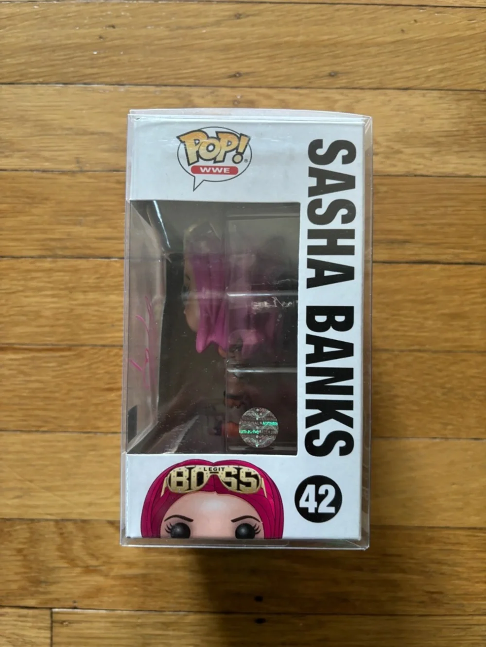 Funko Pop! WWE Sasha Banks #42 - Pink Autograph - Picture 2 of 5